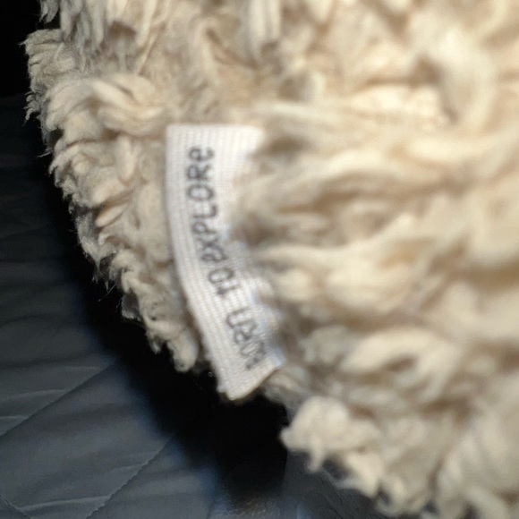 The North Face Little Bear Winter Hat - Picture 5 of 8
